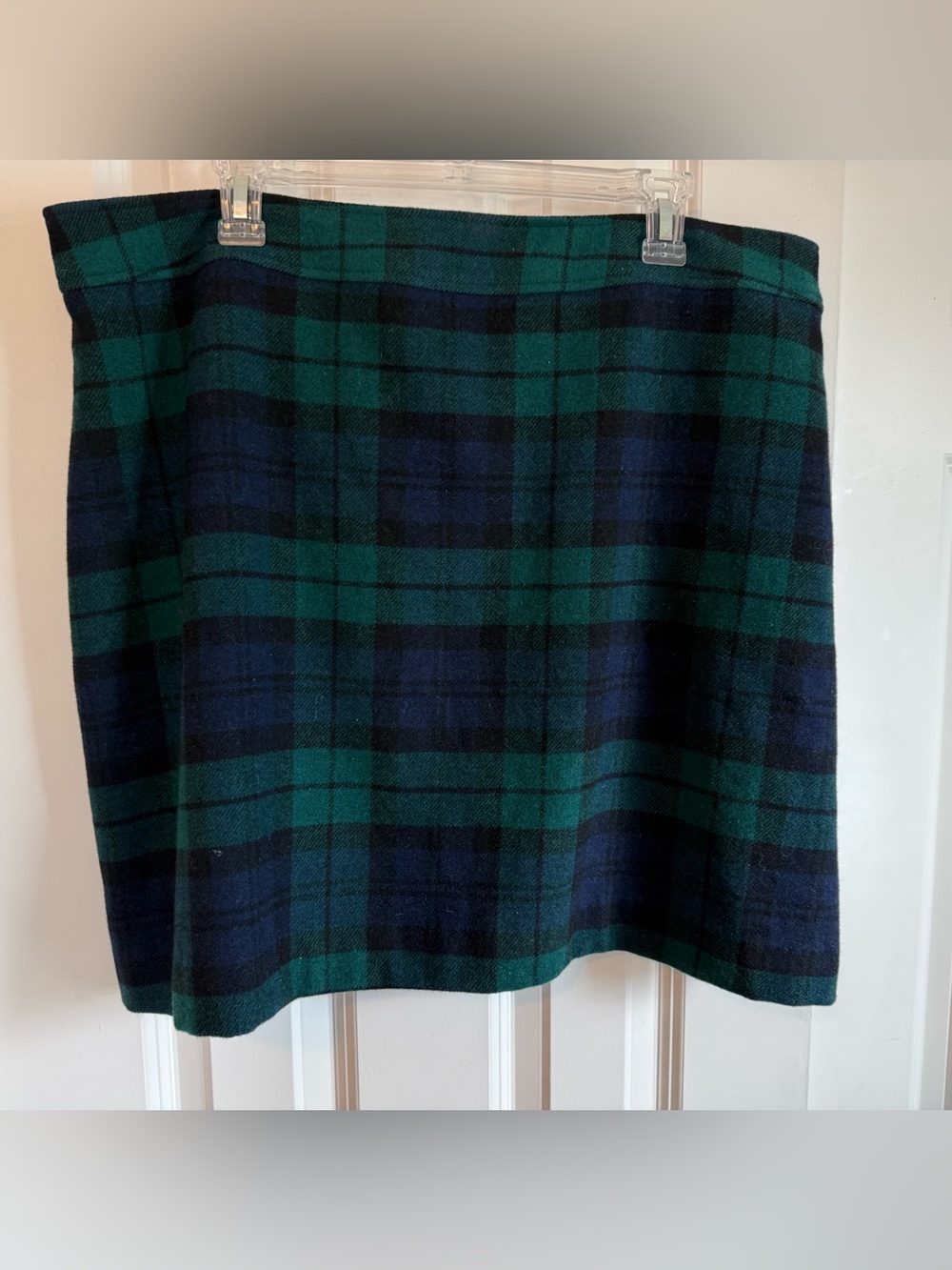 J. Crew Green and Navy Plaid Mini Skirt Size 18 Like New